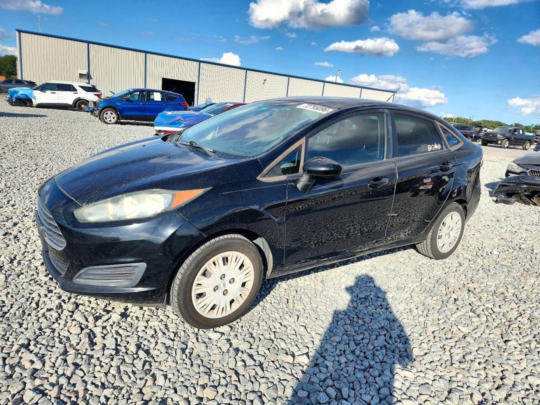 Vue de 2016 FORD FIESTA S, angle 1