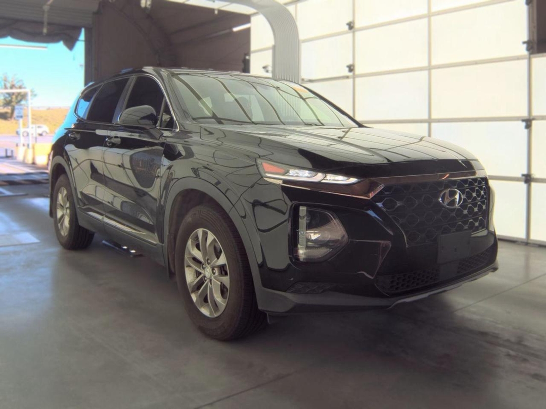 Vista de 2019 HYUNDAI SANTA FE SE, ángulo 1