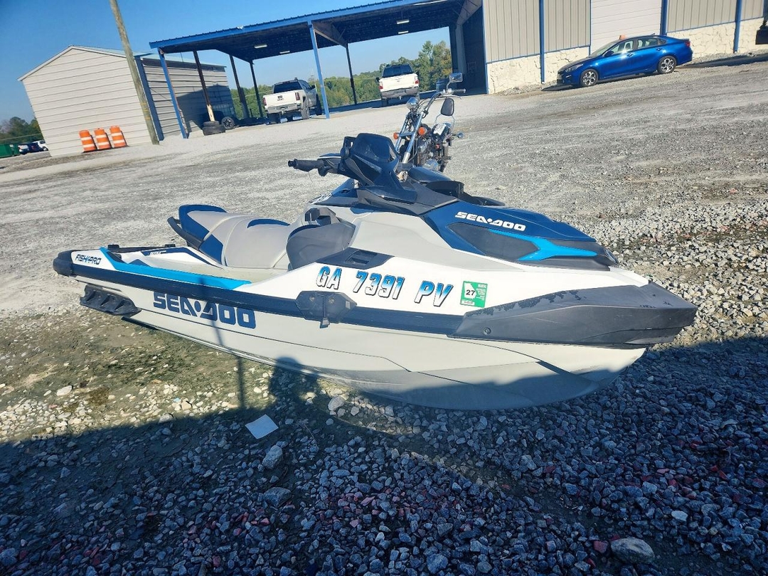 Vista de 2021 SEA DOO FISH PRO, ángulo 1