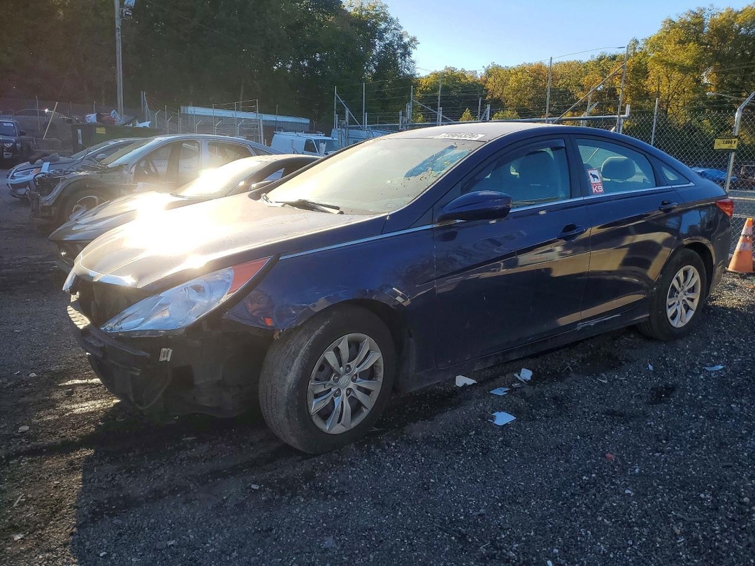 Vue de 2011 HYUNDAI SONATA GLS, angle 1