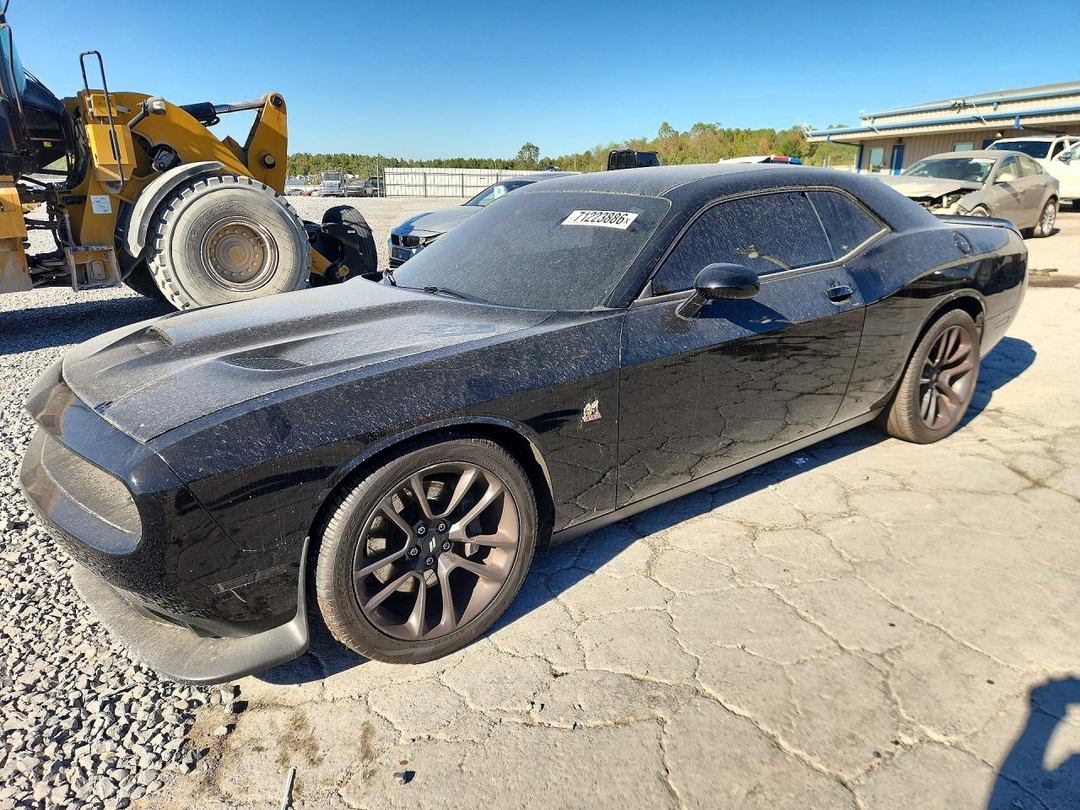 Vue de 2021 DODGE CHALLENGER R/T SCAT PACK, angle 1