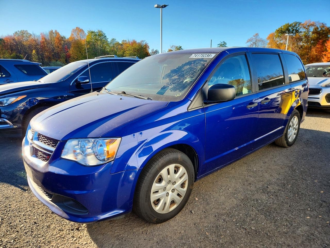 منظر 2019 DODGE GRAND CARAVAN SE، زاوية 1