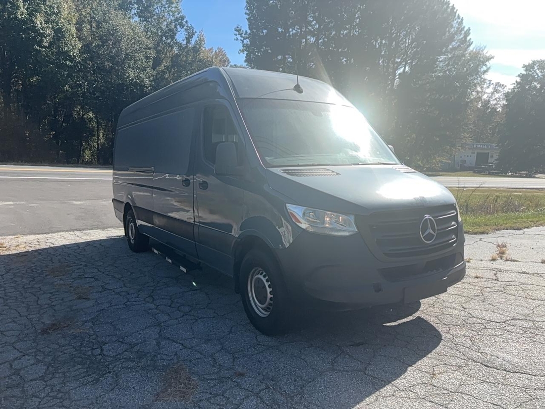 Vue de 2019 MERCEDES-BENZ SPRINTER 2500/3500, angle 1