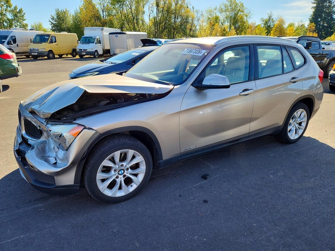 منظر 2014 BMW X1 XDRIVE28I، زاوية 1