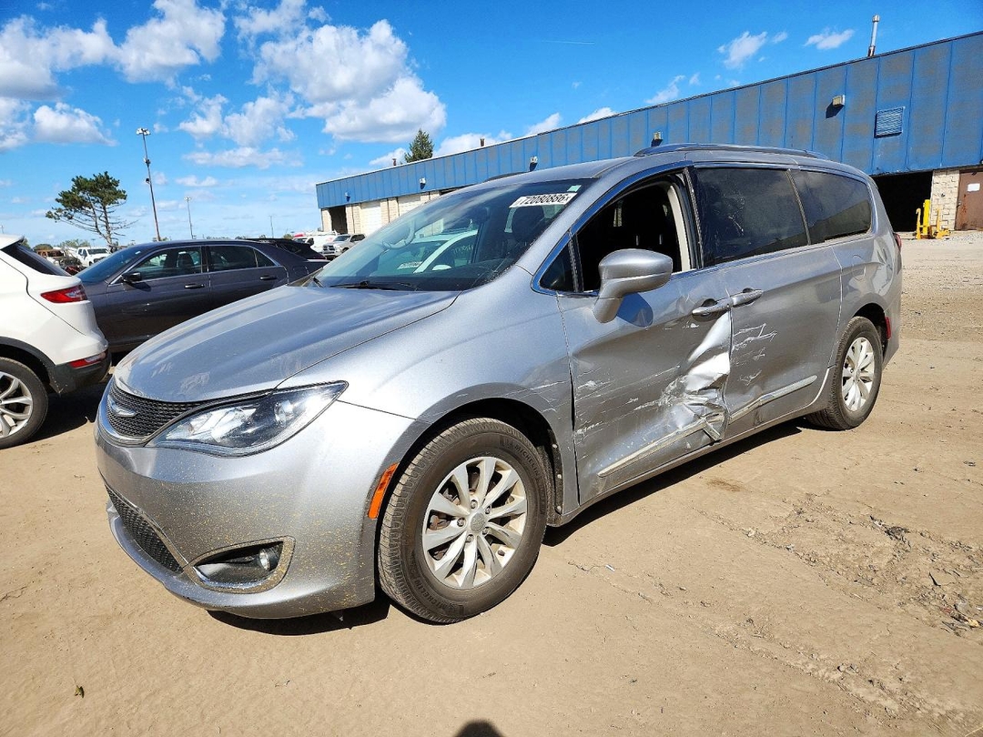 Vista de 2018 CHRYSLER PACIFICA TOURING L, ángulo 1