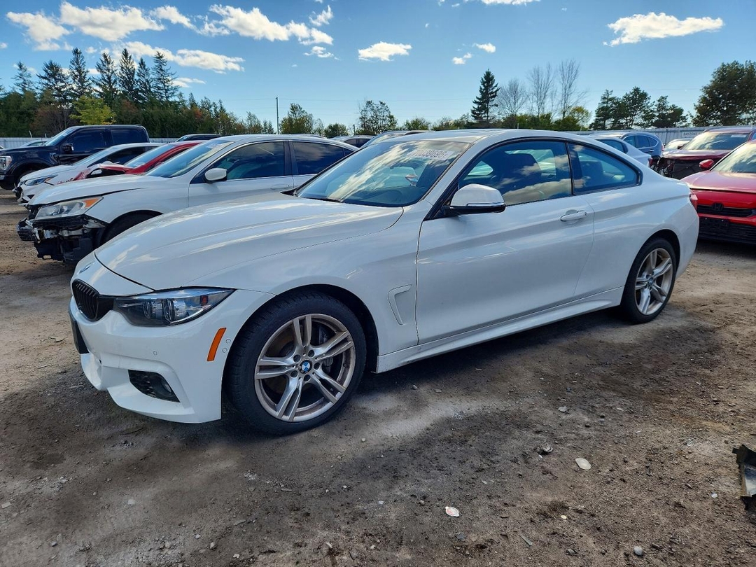 Вид 2020 BMW 430XI, угол 1