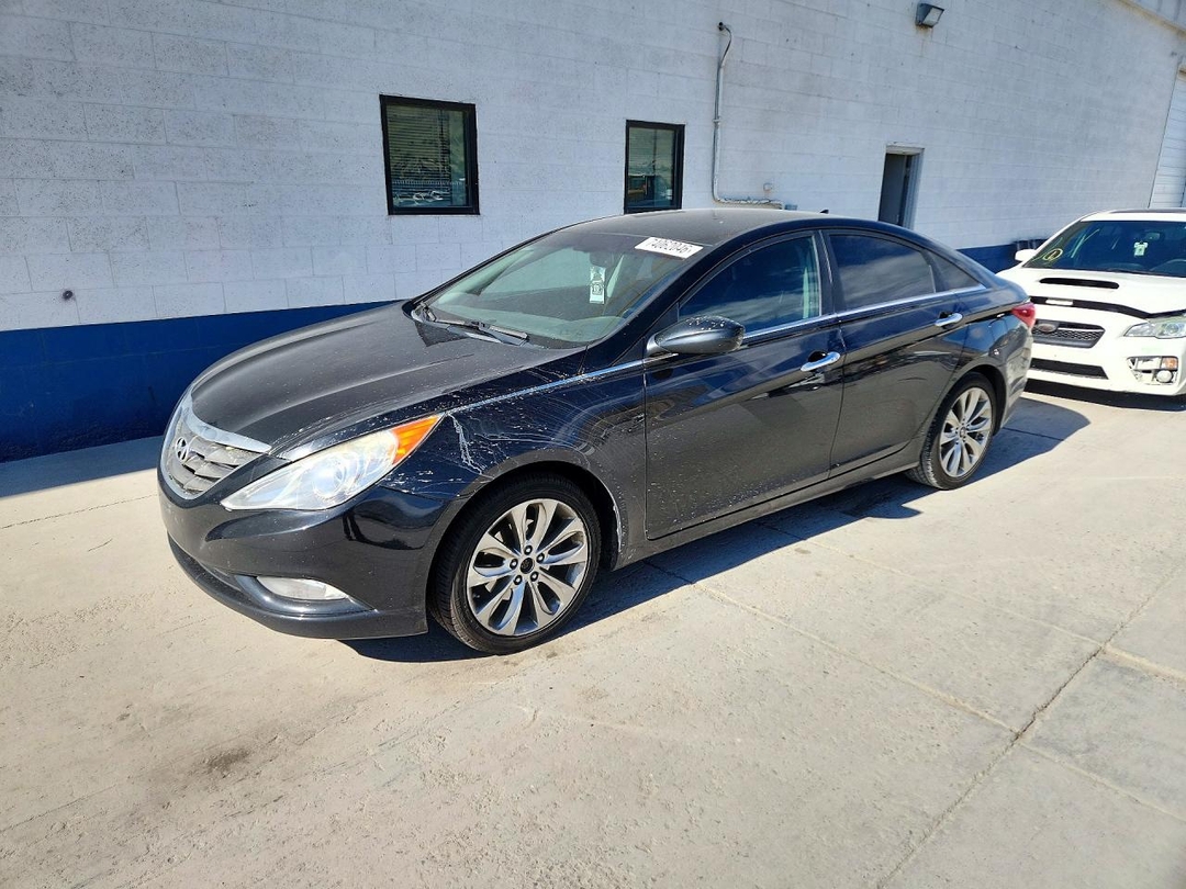Vue de 2011 HYUNDAI SONATA SE 2.0T, angle 1