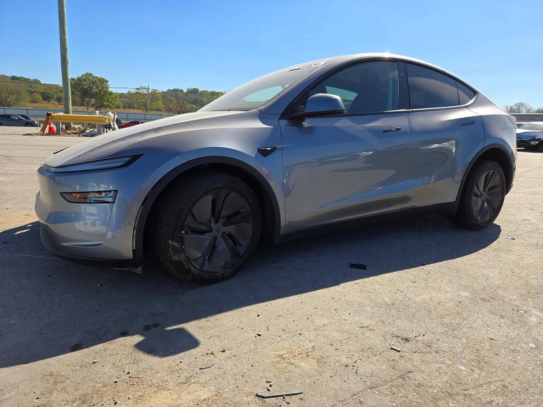 Vista de 2026 TESLA MODEL Y, ángulo 1