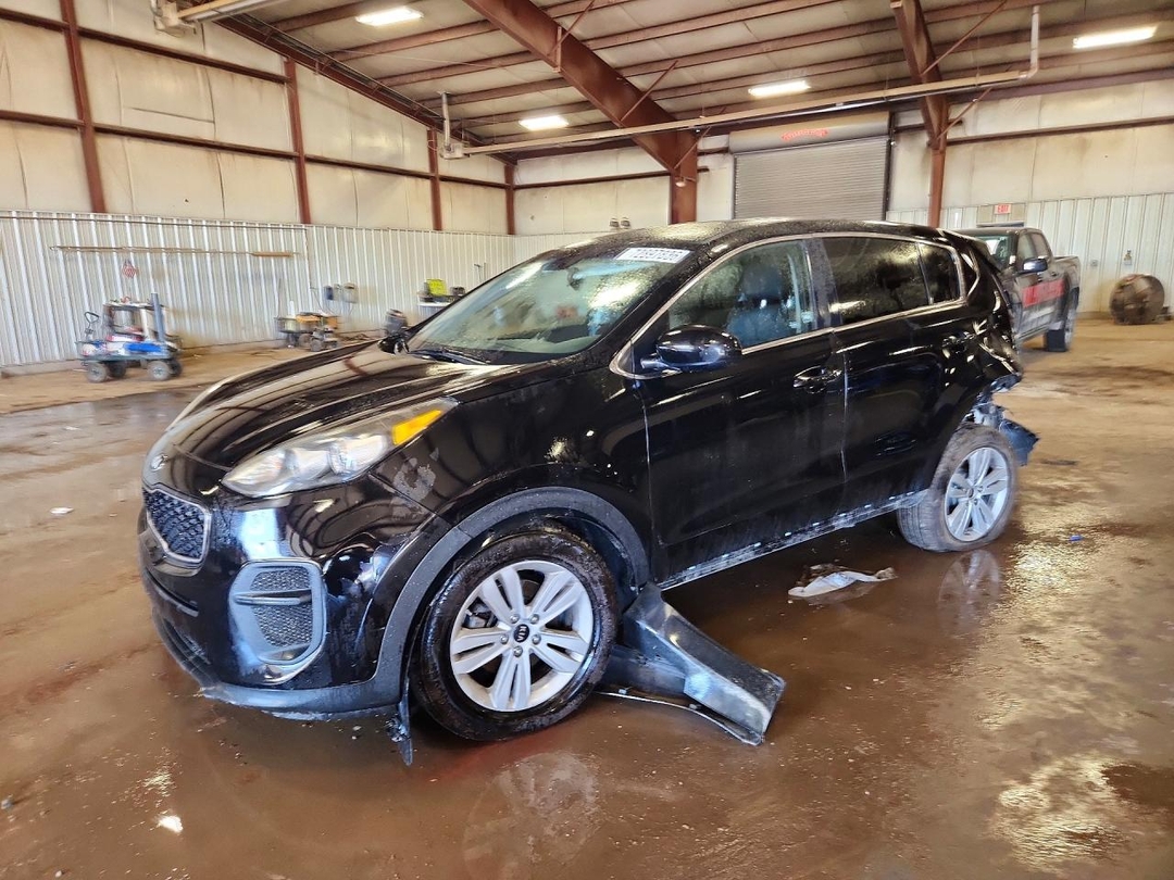 Вид 2017 KIA SPORTAGE LX, угол 1
