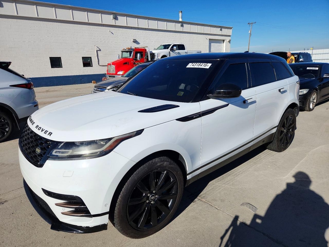 منظر 2018 LAND ROVER RANGE ROVER VELAR R-DYNAMIC SE، زاوية 1