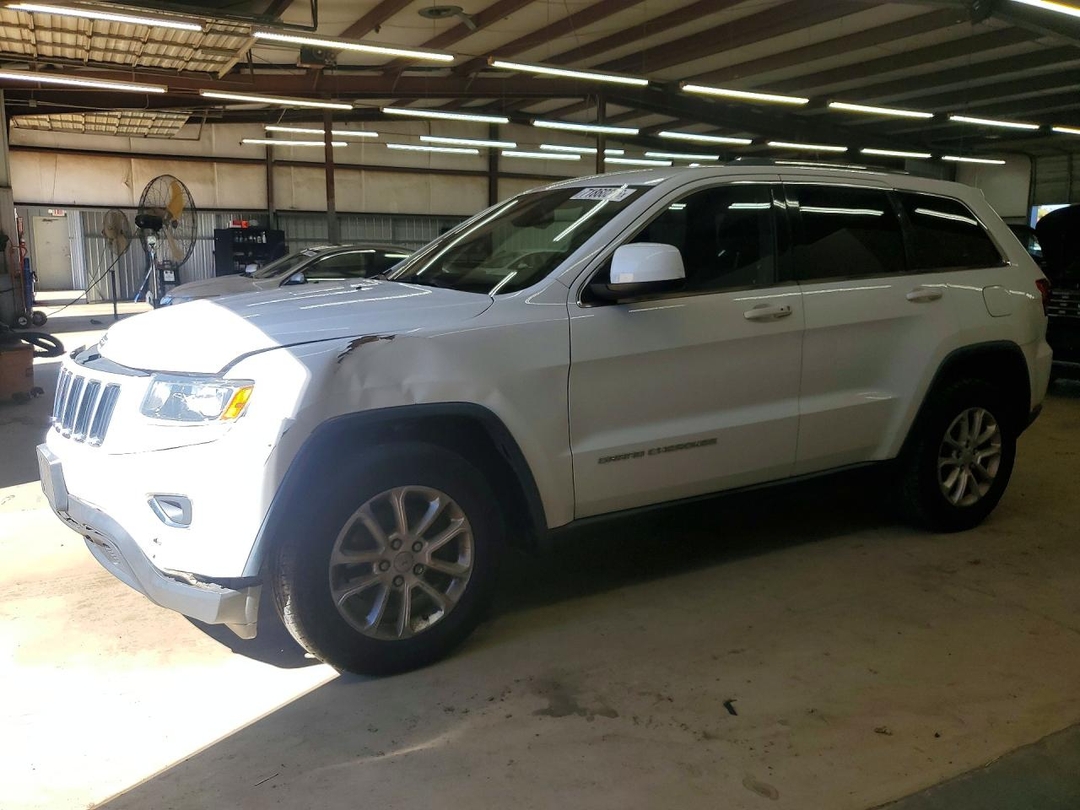 منظر 2014 JEEP GRAND CHEROKEE LAREDO، زاوية 1