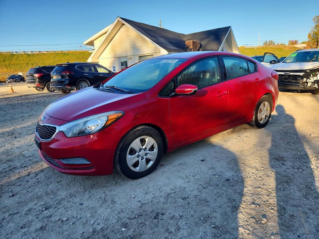 Вид 2015 KIA FORTE LX, угол 1