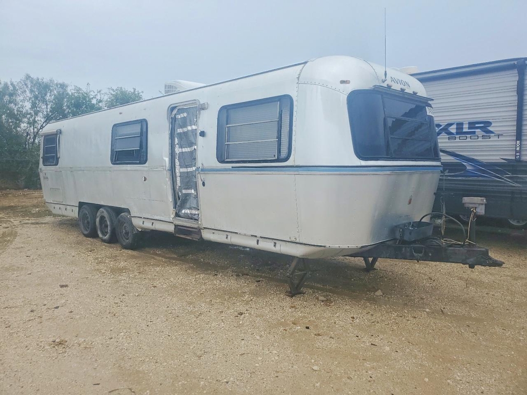 Vista de 1985 FLEETWOOD AVION CAMPER, ángulo 1
