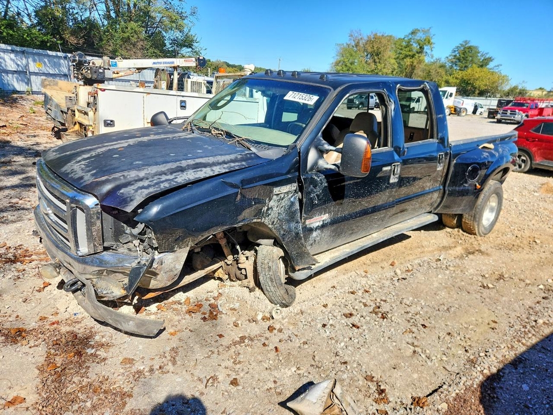 Вид 2004 FORD F350, угол 1