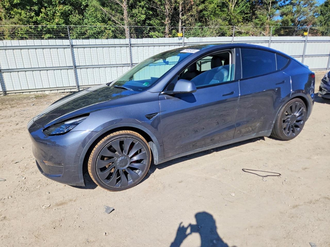 منظر 2022 TESLA MODEL Y، زاوية 1