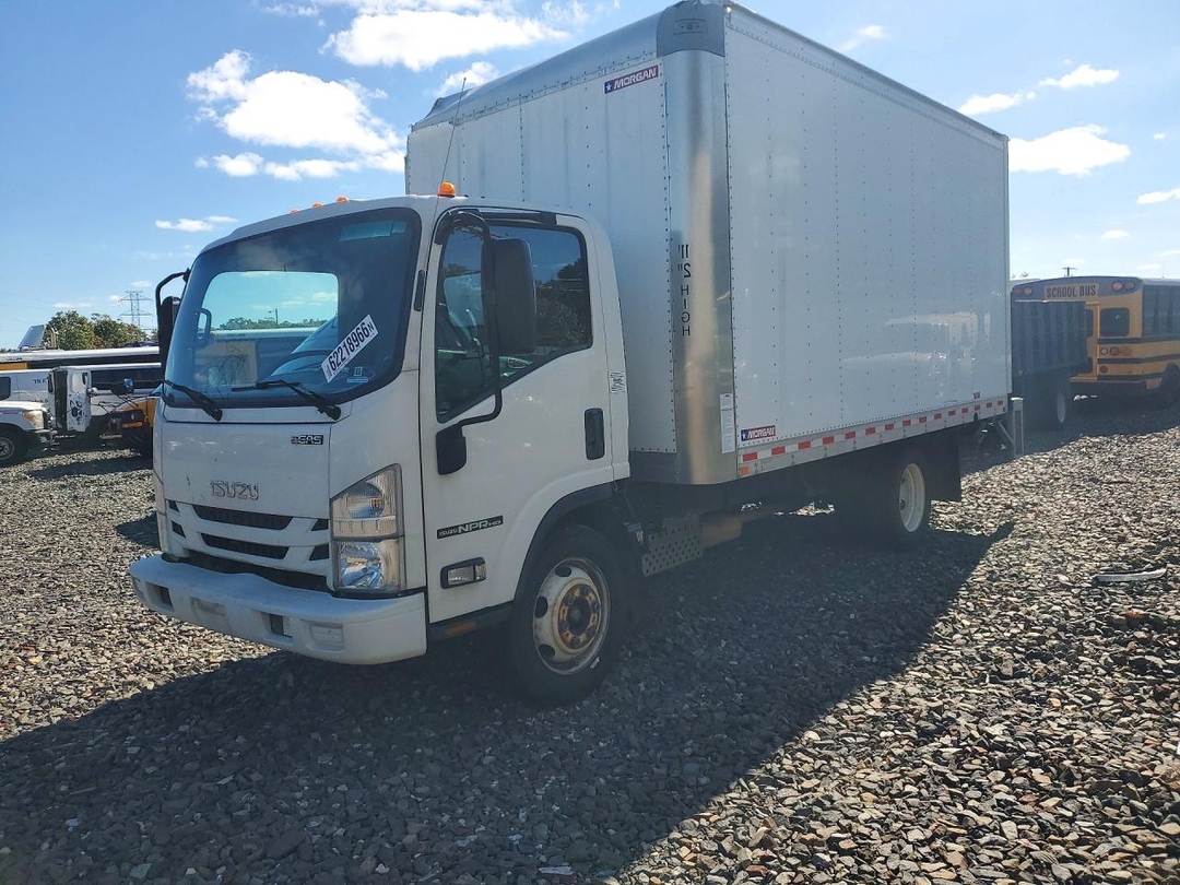 Vue de 2021 ISUZU NPR HD BOX TRUCK, angle 1