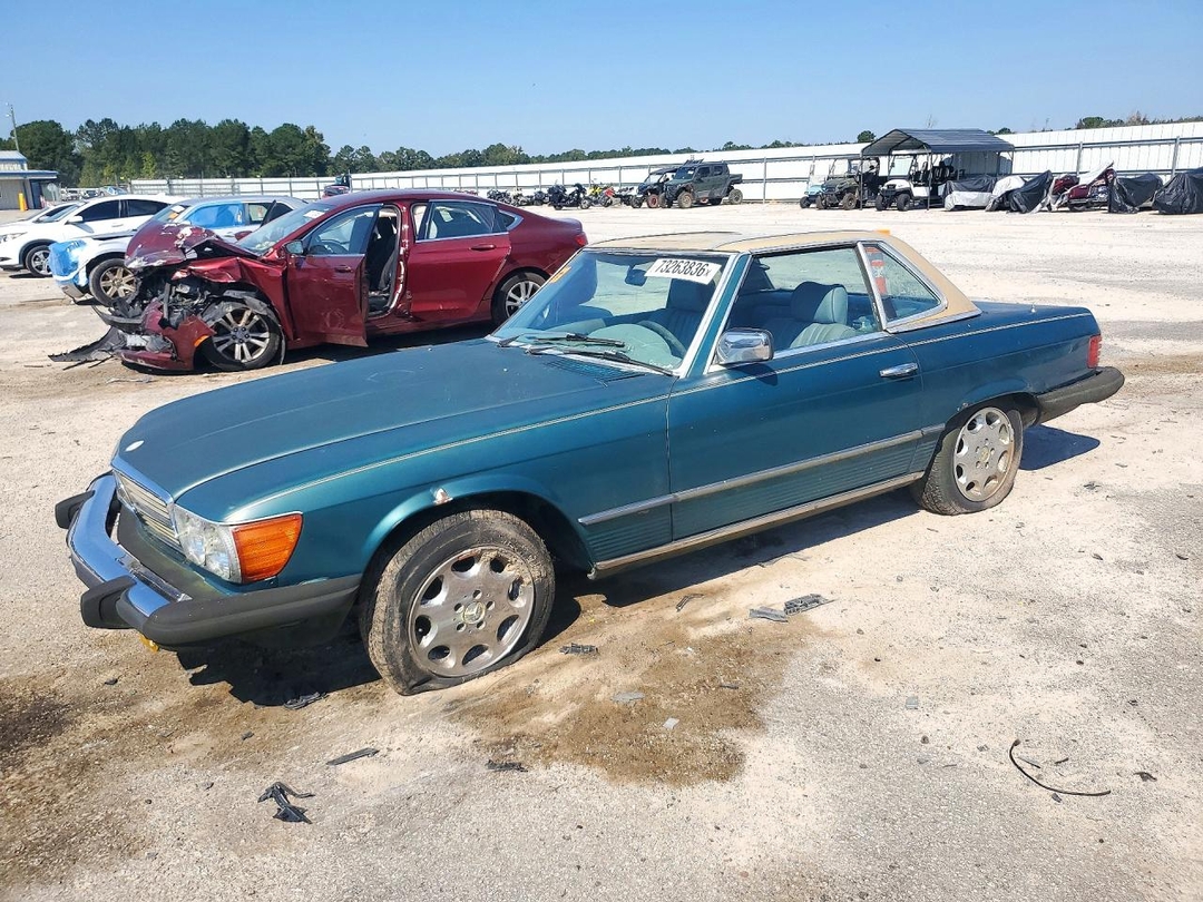 Vue de 1983 MERCEDES-BENZ 380 SL, angle 1