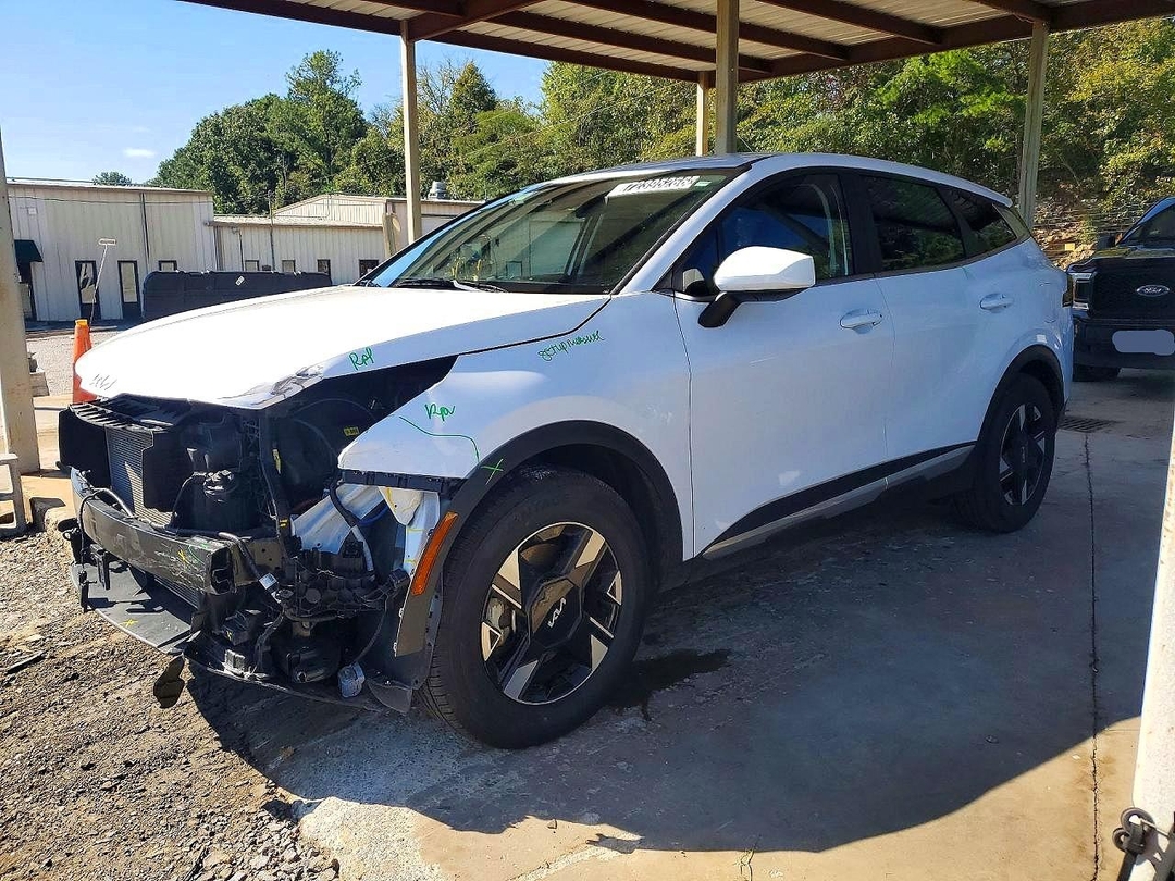 منظر 2026 KIA SPORTAGE LX، زاوية 1
