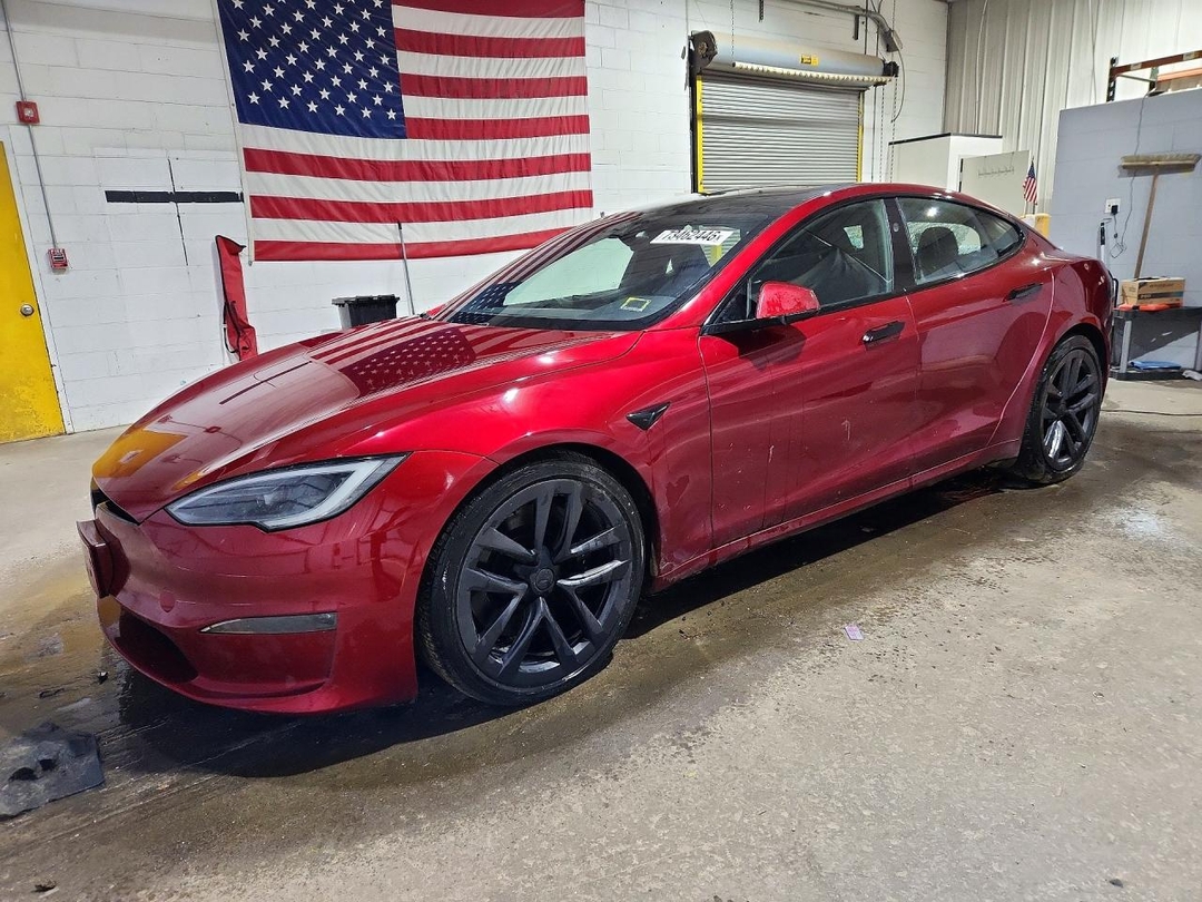Вид 2023 TESLA MODEL S, угол 1