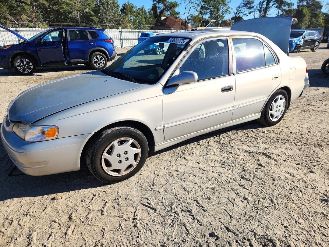 Vista de 2000 TOYOTA COROLLA VE, ángulo 1