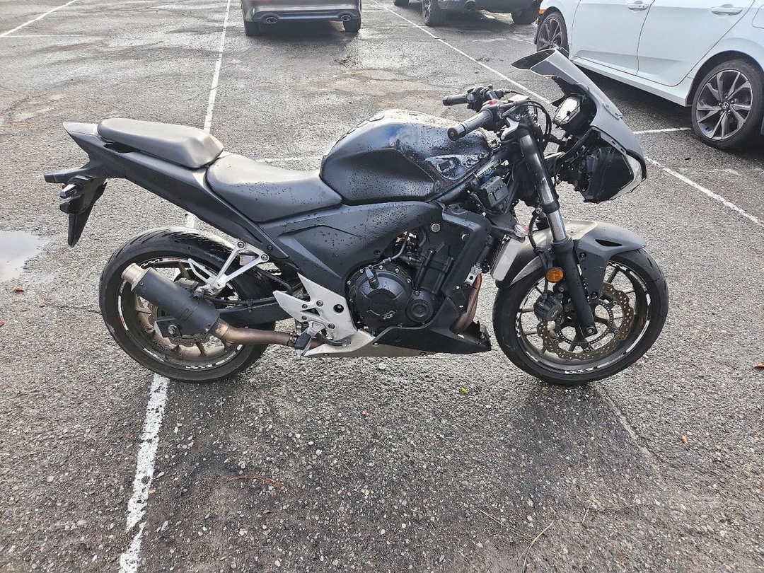 منظر 2015 HONDA CBR500 R، زاوية 1