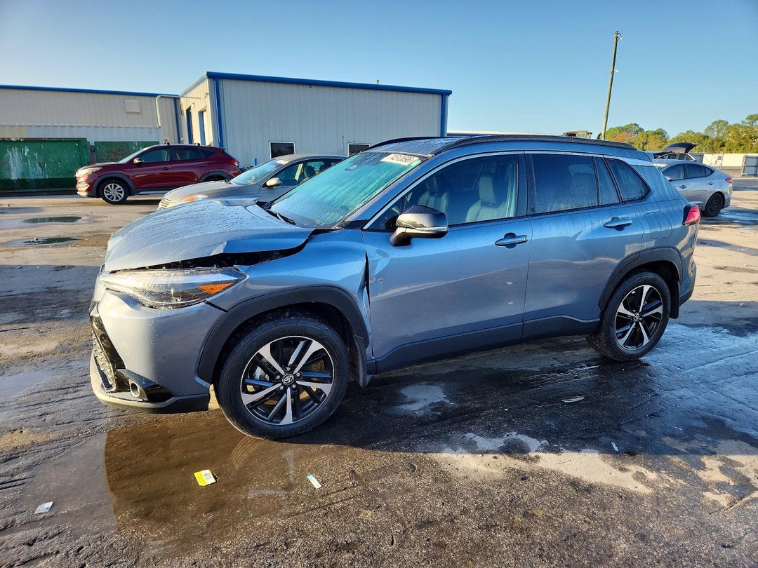 Vue de 2025 TOYOTA COROLLA CROSS HYBRID XSE, angle 1