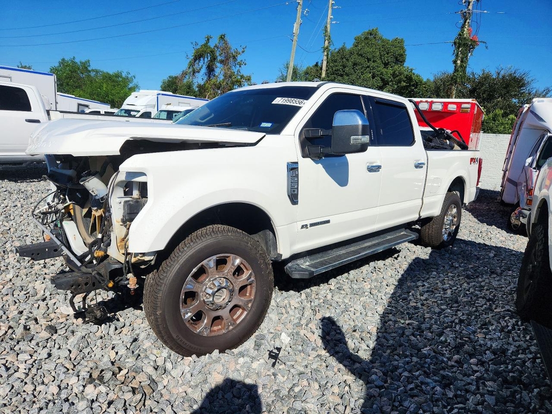 Vista de 2022 FORD F250, ángulo 1