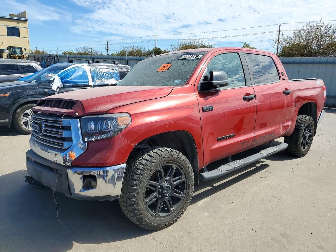 Вид 2019 TOYOTA TUNDRA CREWMAX SR5, угол 1