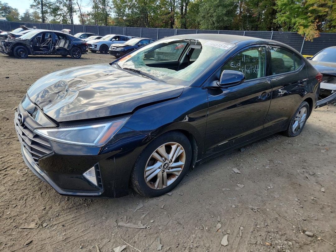 Vue de 2019 HYUNDAI ELANTRA SEL, angle 1