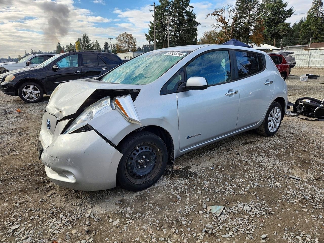 Vedere 2016 NISSAN LEAF S, unghi 1