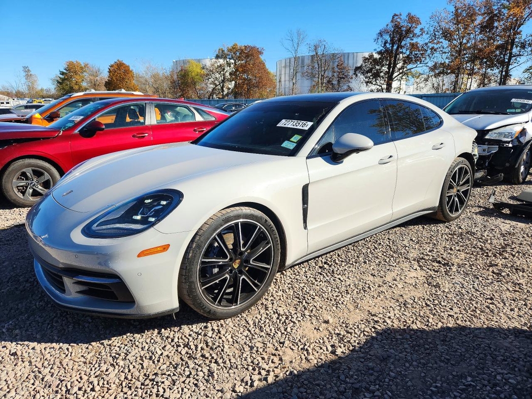 منظر 2020 PORSCHE PANAMERA BASE، زاوية 1