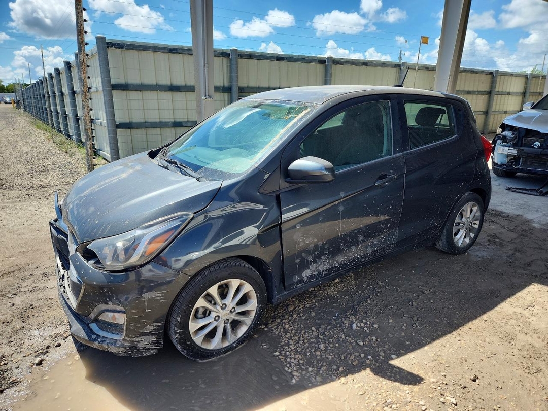 Vedere 2021 CHEVROLET SPARK 1LT, unghi 1