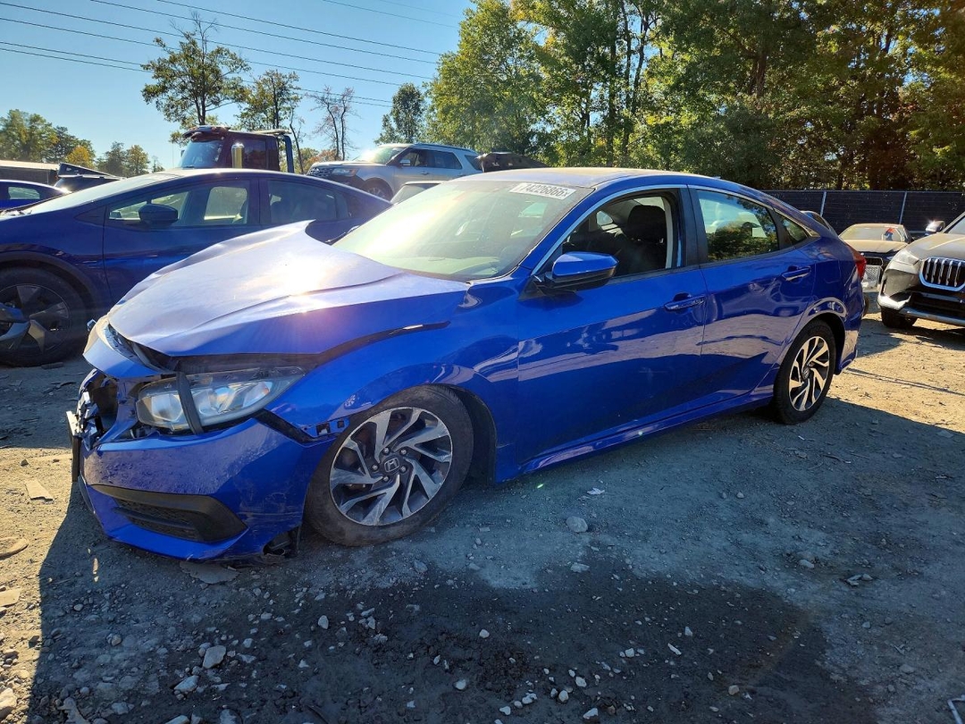 Vue de 2018 HONDA CIVIC EX, angle 1