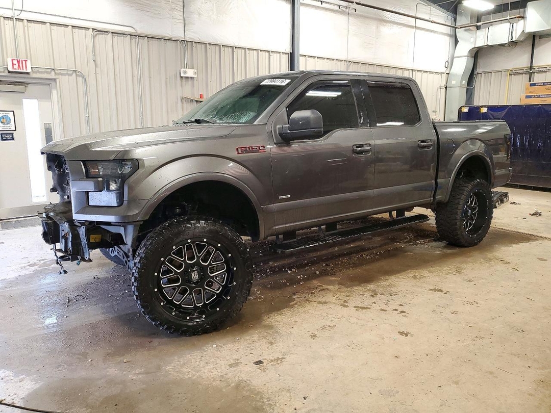 Вид 2017 FORD F150 SUPERCREW, угол 1