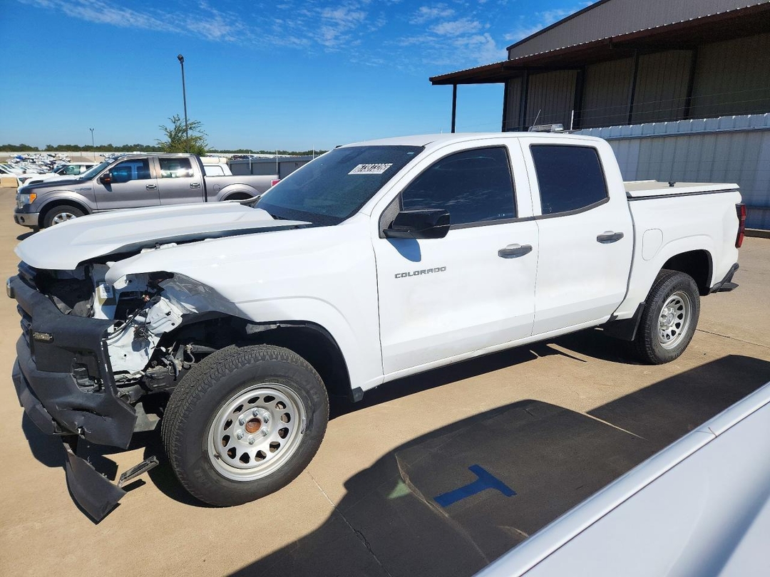 Вид 2023 CHEVROLET COLORADO, угол 1