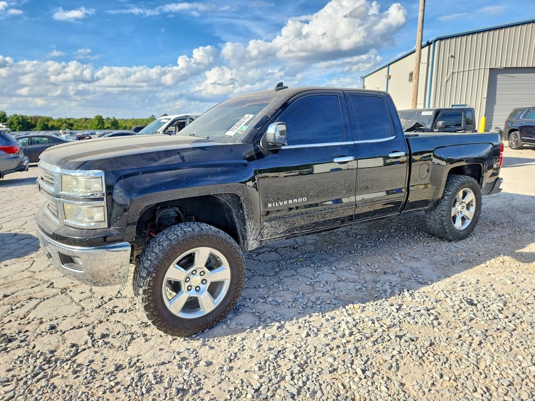 Vista de 2015 CHEVROLET SILVERADO C1500 LT, ángulo 1