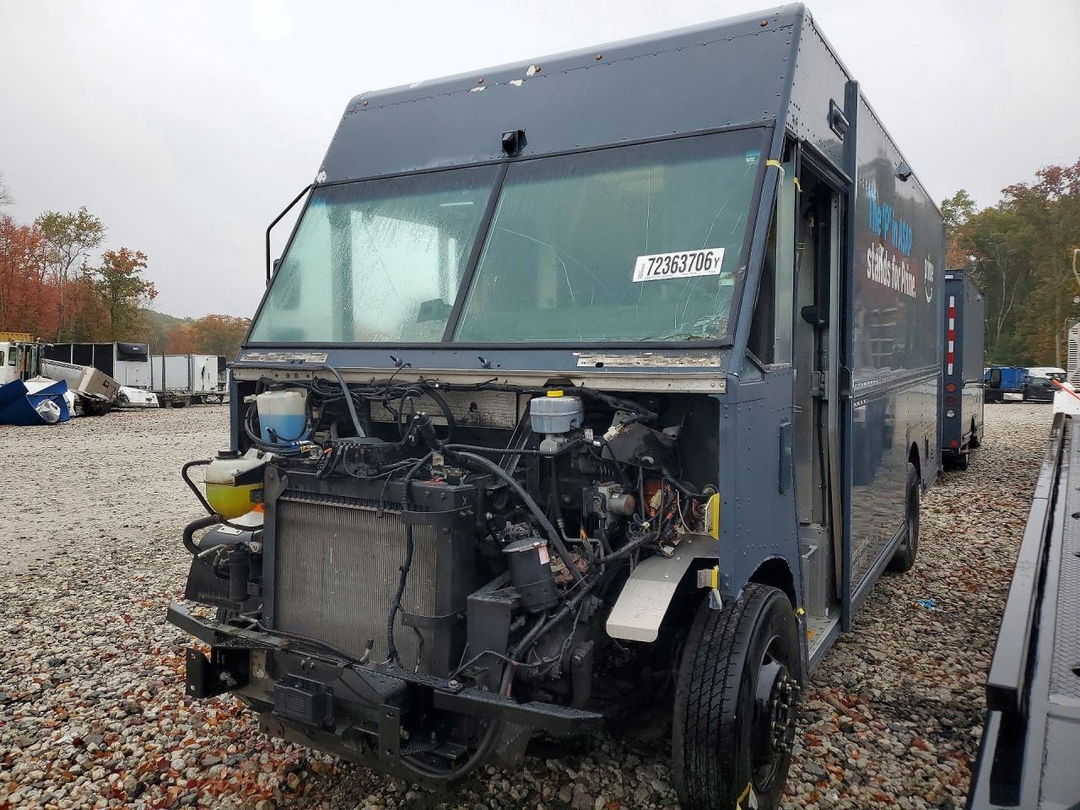 منظر 2020 FORD F59 DELIVERY TRUCK، زاوية 1