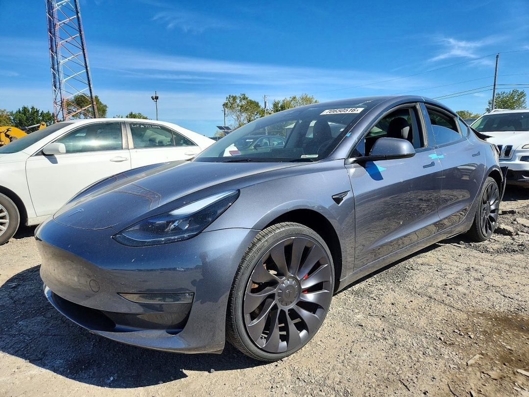 Vue de 2023 TESLA MODEL 3, angle 1