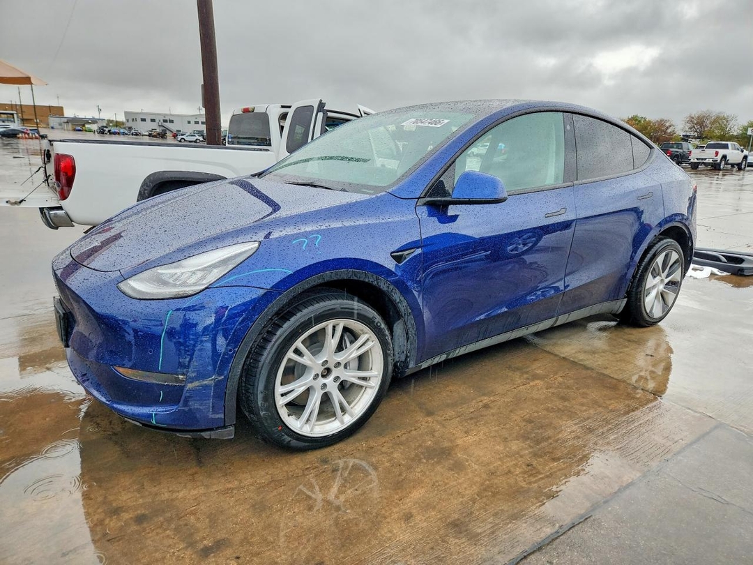 منظر 2021 TESLA MODEL Y، زاوية 1