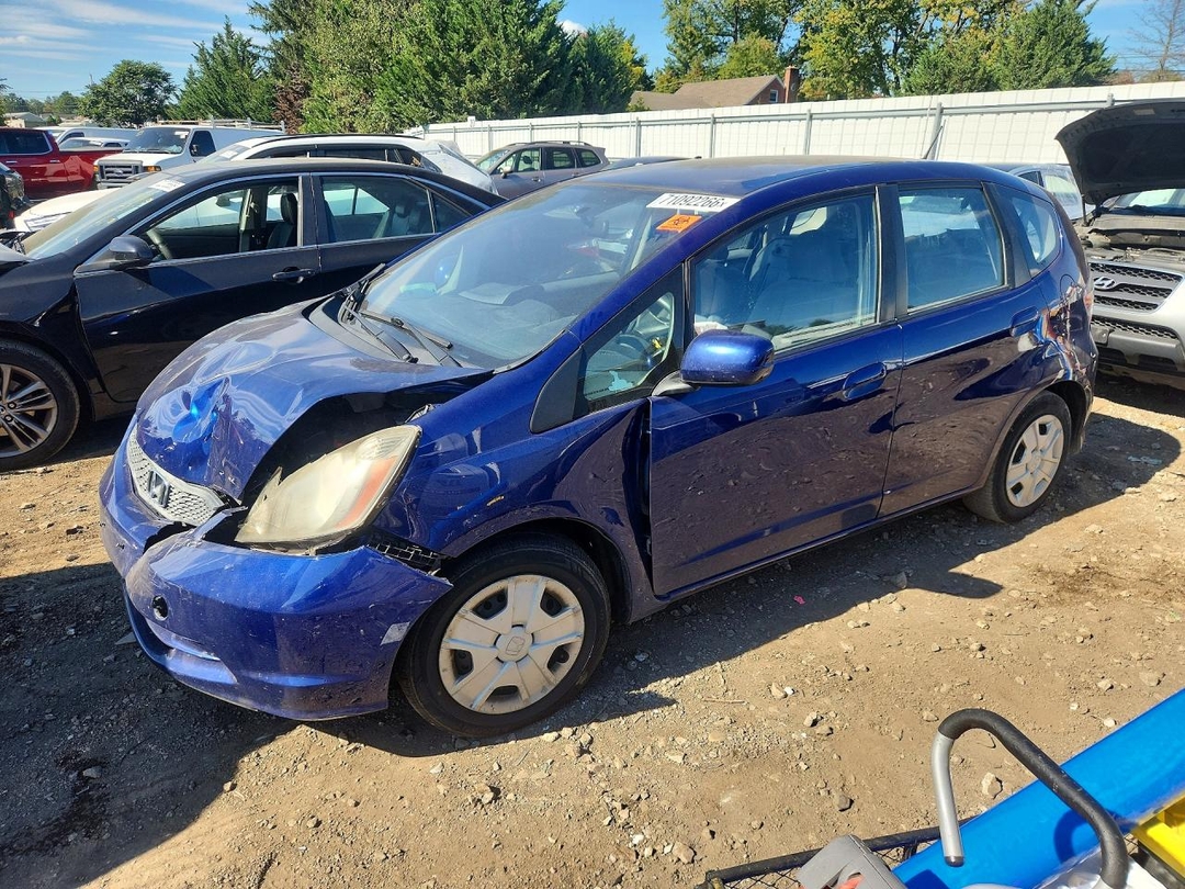 Вид 2012 HONDA FIT, угол 1