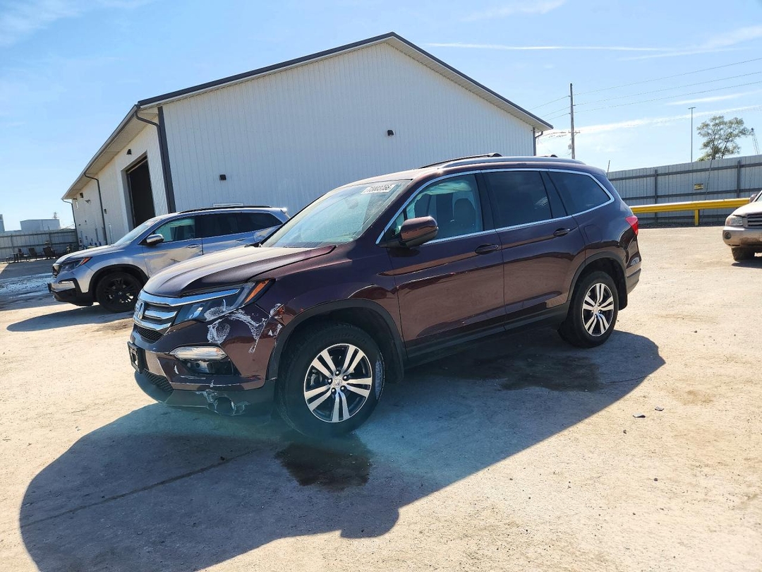 Vue de 2016 HONDA PILOT EXLN, angle 1