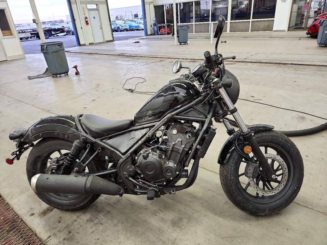 Вид 2026 HONDA CMX500 A, угол 1