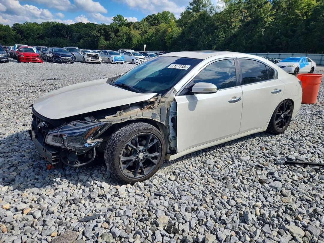 Вид 2014 NISSAN MAXIMA 3.5 SV, угол 1