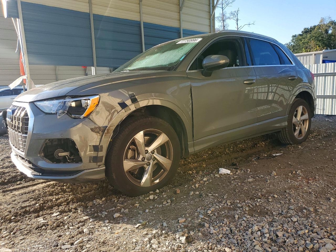 منظر 2020 AUDI Q3 PREMIUM، زاوية 1
