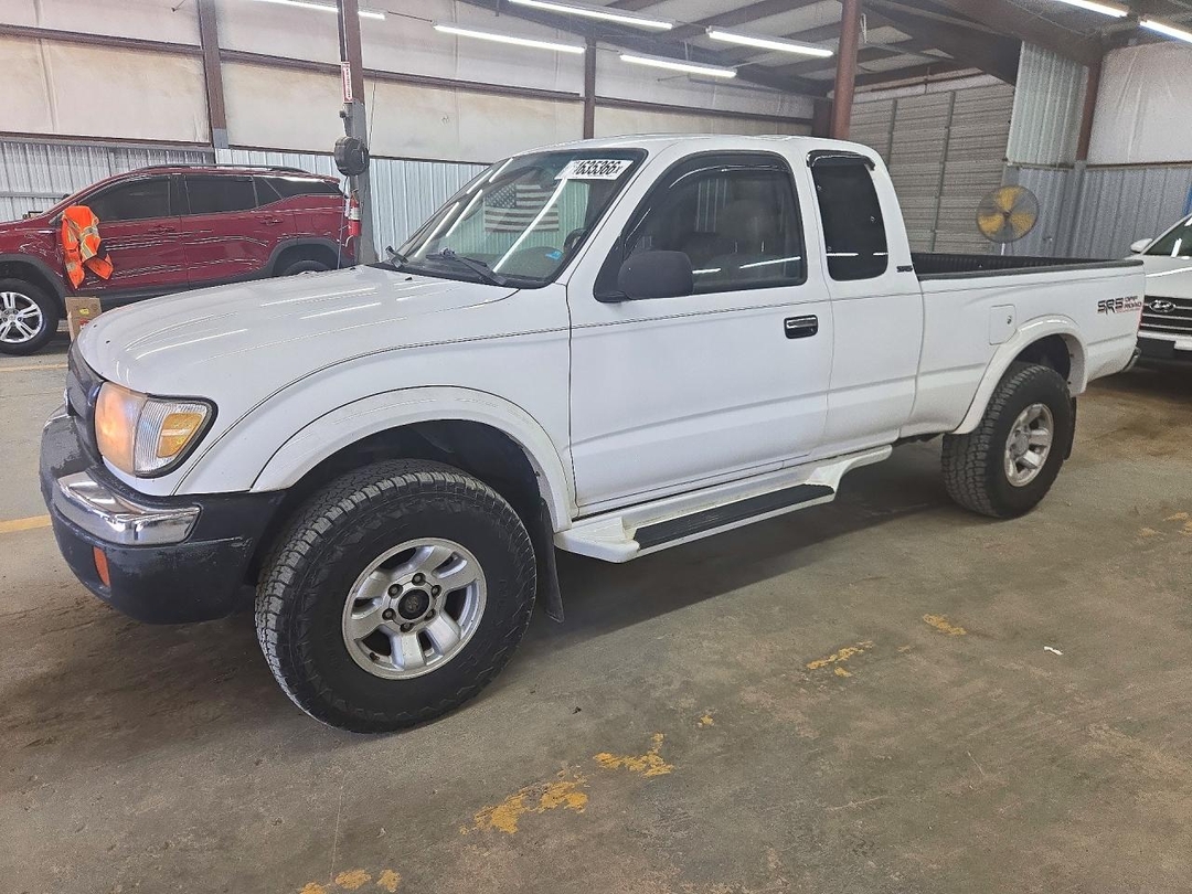 Вид 1999 TOYOTA TACOMA BASE, угол 1