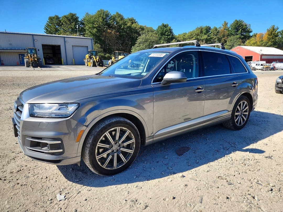 Vue de 2018 AUDI Q7 PRESTIGE, angle 1