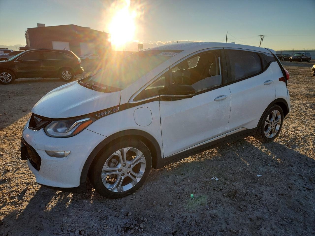 Vedere 2017 CHEVROLET BOLT EV LT, unghi 1