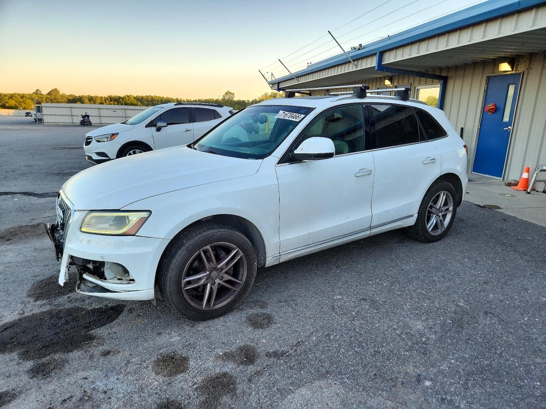Vue de 2016 AUDI Q5 PREMIUM PLUS, angle 1
