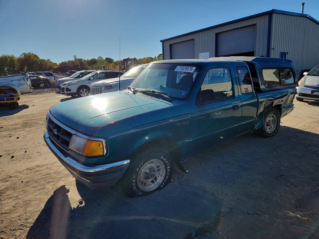 Vue de 1993 FORD RANGER SUPER CAB, angle 1