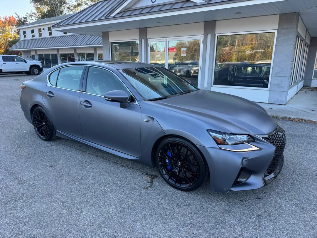 منظر 2019 LEXUS GS F BASE، زاوية 1
